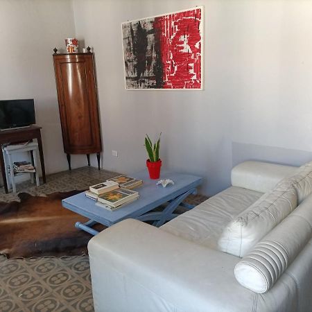 Casa Di Titta Vicino Al Mare Villa Viareggio Luaran gambar