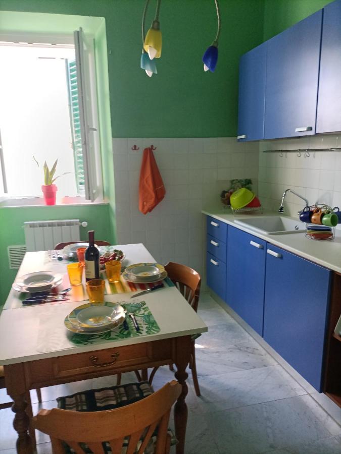 Casa Di Titta Vicino Al Mare Villa Viareggio Luaran gambar
